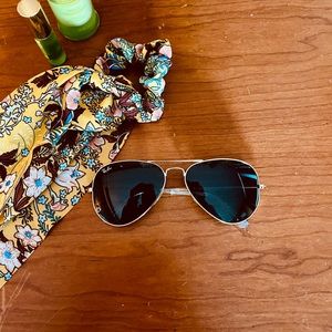 Black aviator ray bans